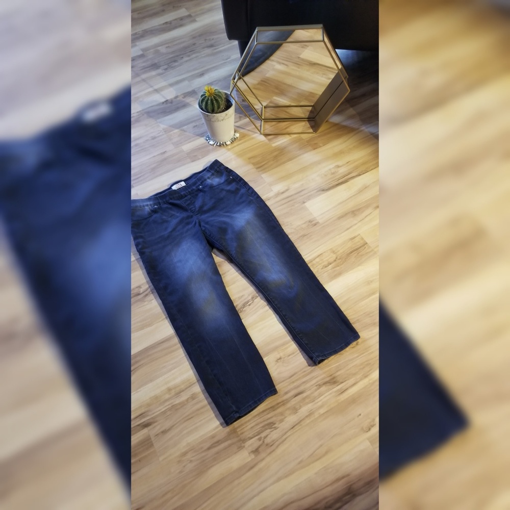 Lei's pull-on Ankle Jegging Pants